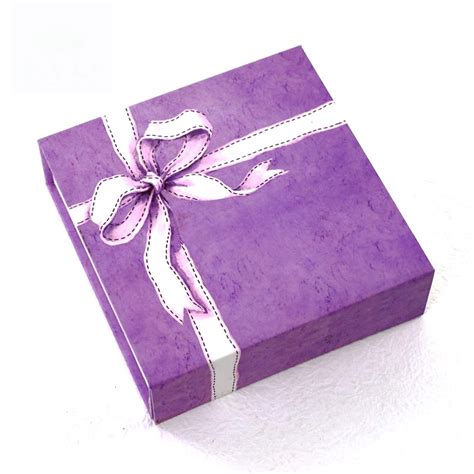 empty gift boxes for chocolates